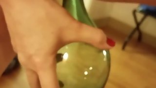 Heather loves to fuck a bottle and squirt